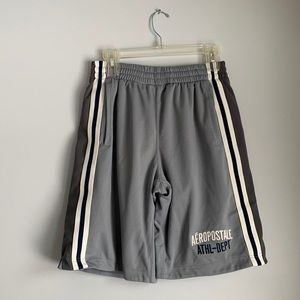 Mens athletic shorts